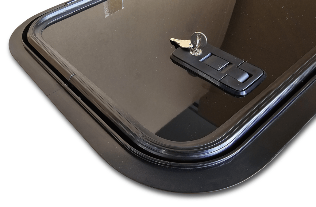 Black Radius Cnr Hatch (6)